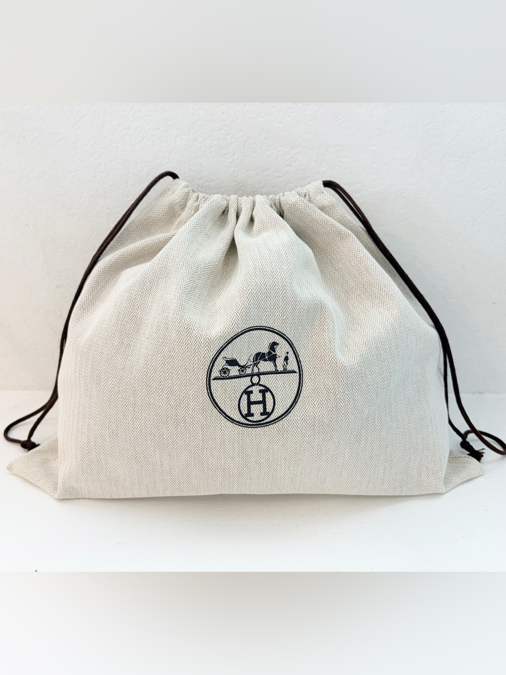 Authentic HERMES Medium Dust Bag 16” x 13”